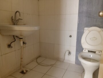 Bathroom in 3 BHK Apartment at Landcraft Golflinks Plaza, Pandav Nagar – for Rent