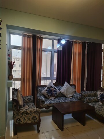 Staircase in 2.5 BHK Apartment at Ajnara Daffodil, Sector 137 – for Rent