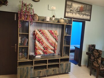 Bedroom in 2.5 BHK Apartment at Ajnara Daffodil, Sector 137 – for Rent