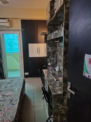 Kitchen in 2.5 BHK Apartment at Ajnara Daffodil, Sector 137 – for Rent