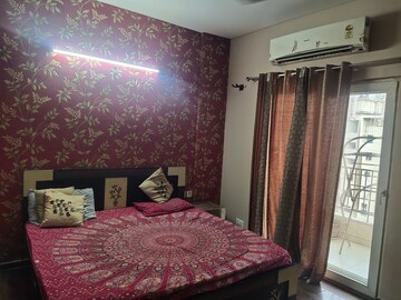Bedroom in 2.5 BHK Apartment at Ajnara Daffodil, Sector 137 – for Rent