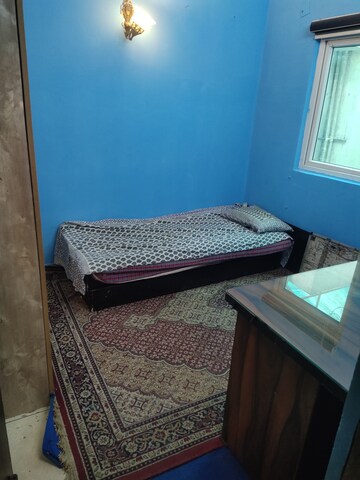 Furnished Amenities in 2.5 BHK Apartment at Ajnara Daffodil, Sector 137 – for Rent
