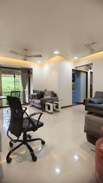 Gym in 2 BHK Apartment at Sanghvi Valley, Kalwa – for Sale