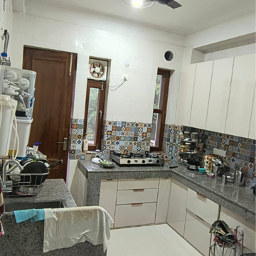 Kitchen in 2.5 BHK Villa at Sector 21 – for Rent
