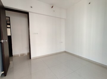 Room in 2 BHK Apartment at Runwal Eirene, Balkum Pada – for Sale