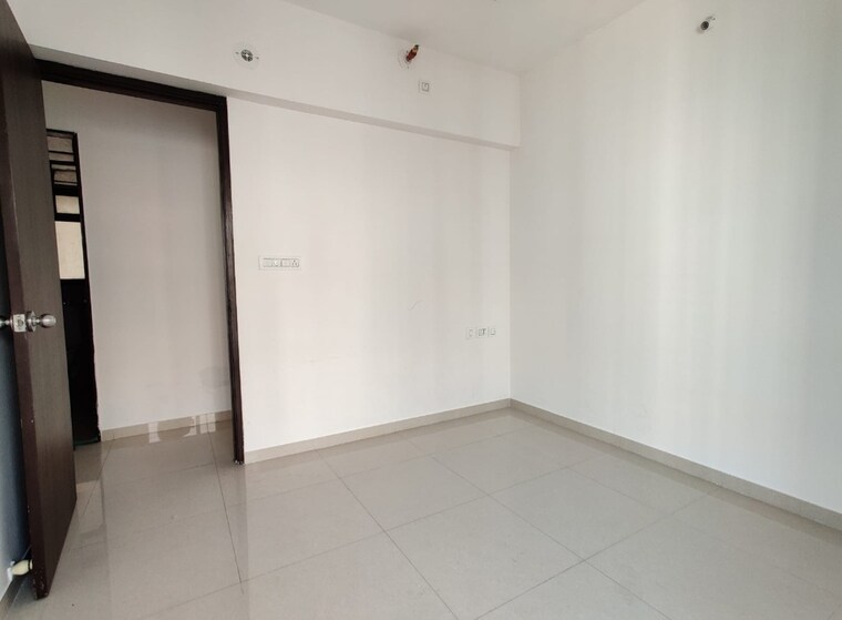Room, runwal-eirene 2 Bedroom 568 Sq.Ft. Apartment In Balkum Pada Thane 9016479