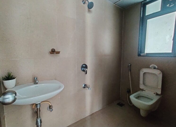 Bathroom, runwal-eirene 2 Bedroom 568 Sq.Ft. Apartment In Balkum Pada Thane 9016479
