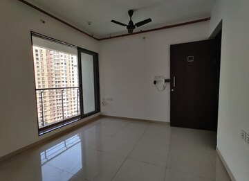 Room in 2 BHK Apartment at Runwal Eirene, Balkum Pada – for Sale