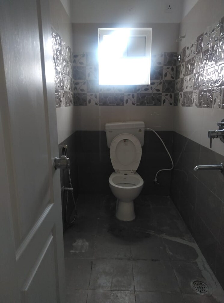 Bathroom, rajendra nagar 4 Bedroom 2125 Sq.Ft. Apartment In Rajendra Nagar Hyderabad 9016482