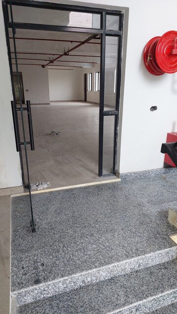  Warehouse at Sector 80 – for Rent