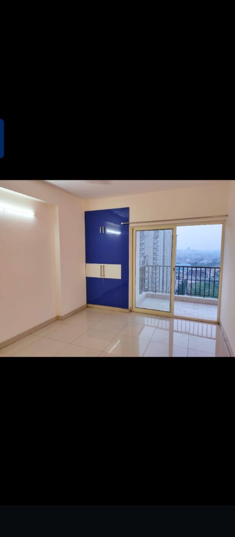 Room, kritak-modern-apartments 2 Bedroom 1050 Sq.Ft. Apartment In Sector 73 Noida 9016520