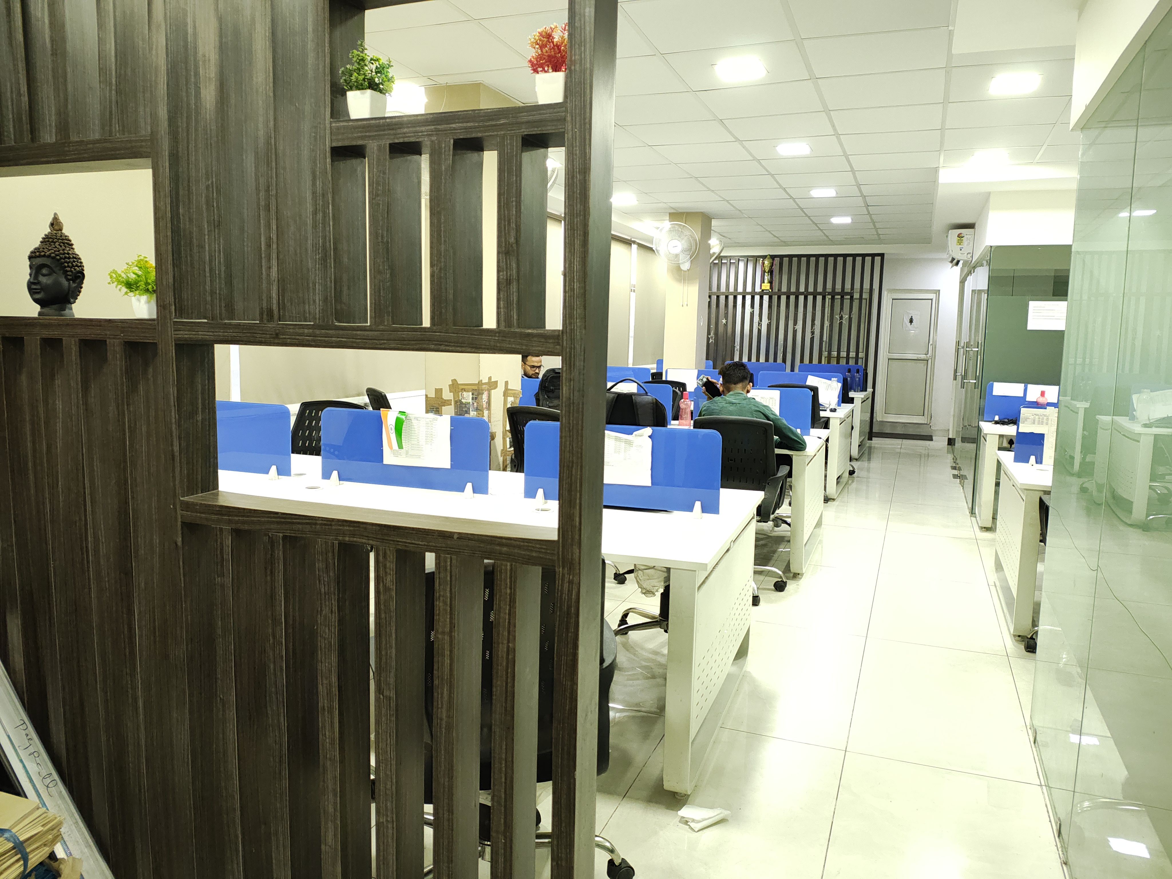 Office Space For Rent in Sector 15