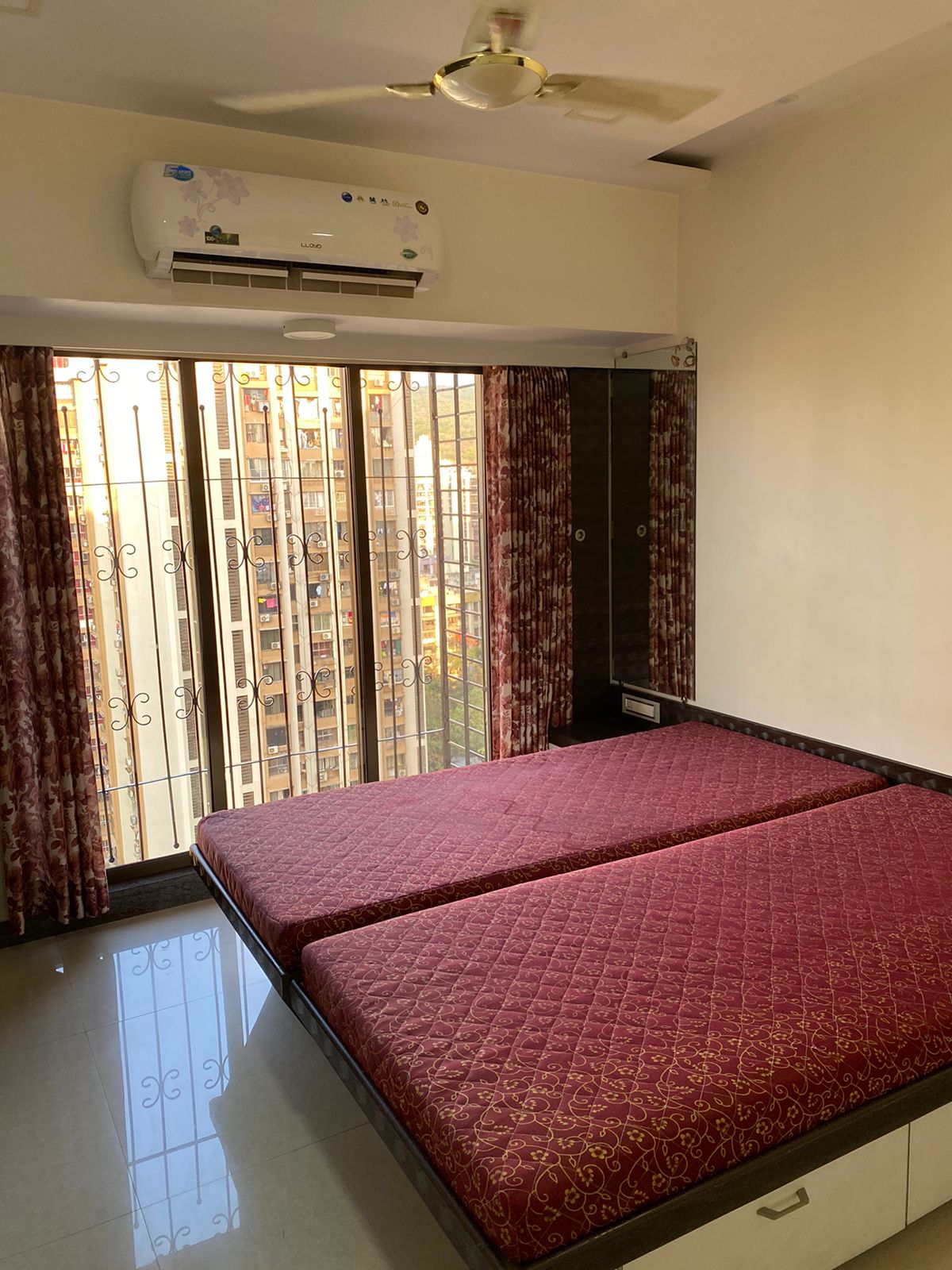 2 BHK Apartment For Rent in Lokhandwala Whispering Palms