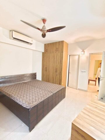 Bedroom in 4 BHK Apartment at Emaar Emerald Floors Premier, Sector 65 – for Rent