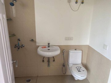 Bathroom in 4 BHK Apartment at Emaar Emerald Floors Premier, Sector 65 – for Rent