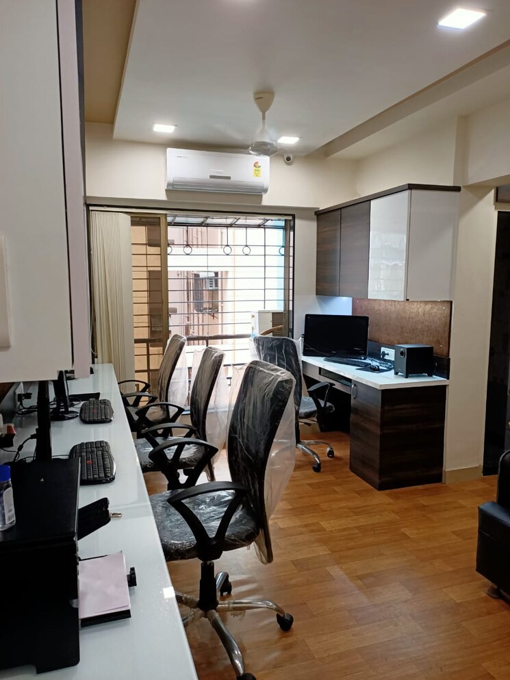Gym, goregaon-west-view-chs Commercial Office Space 400 Sq.Ft. In Goregaon West Mumbai 9016593