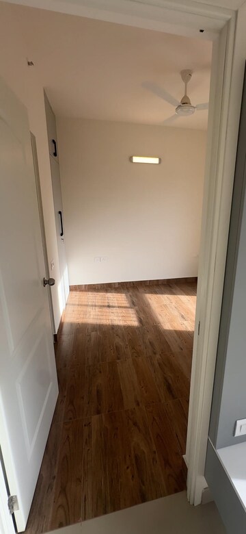 Room in 2 BHK Apartment at Brigade El Dorado, Bagaluru – for Rent