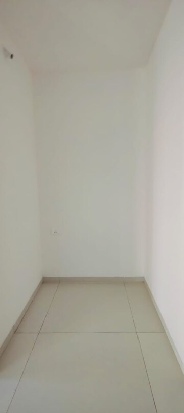 Room in 3 BHK Apartment at Jayabheri The Nirvana, Gopanpally – for Sale