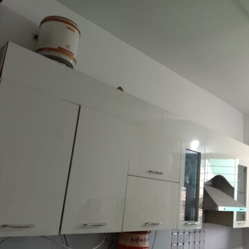 Furnished Amenities in 4 BHK Builder Floor at Srishti Estate, Sector 42 – for Rent