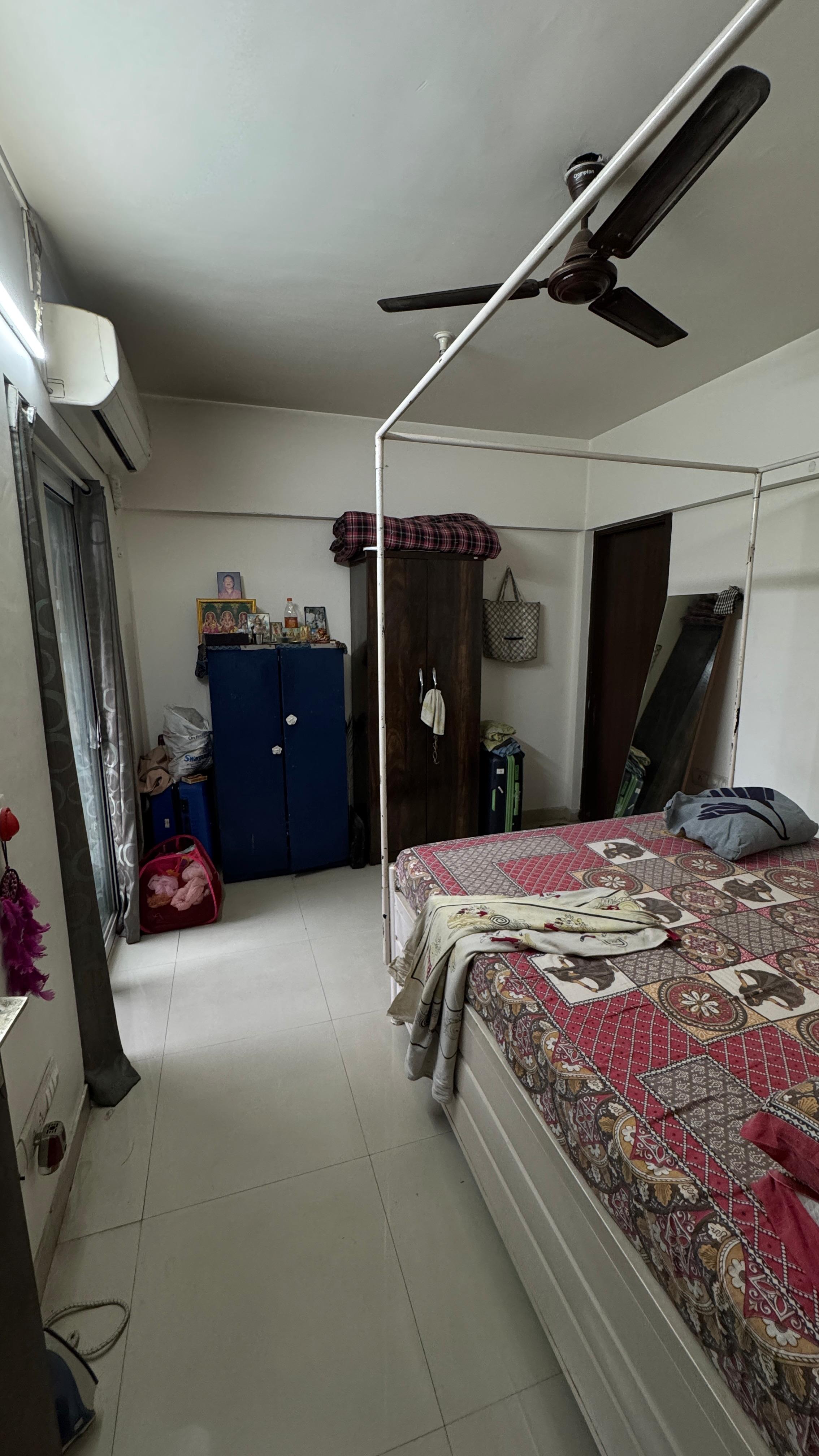 1 BHK + Pooja Room Apartment For Rent in The Wadhwa Solitaire