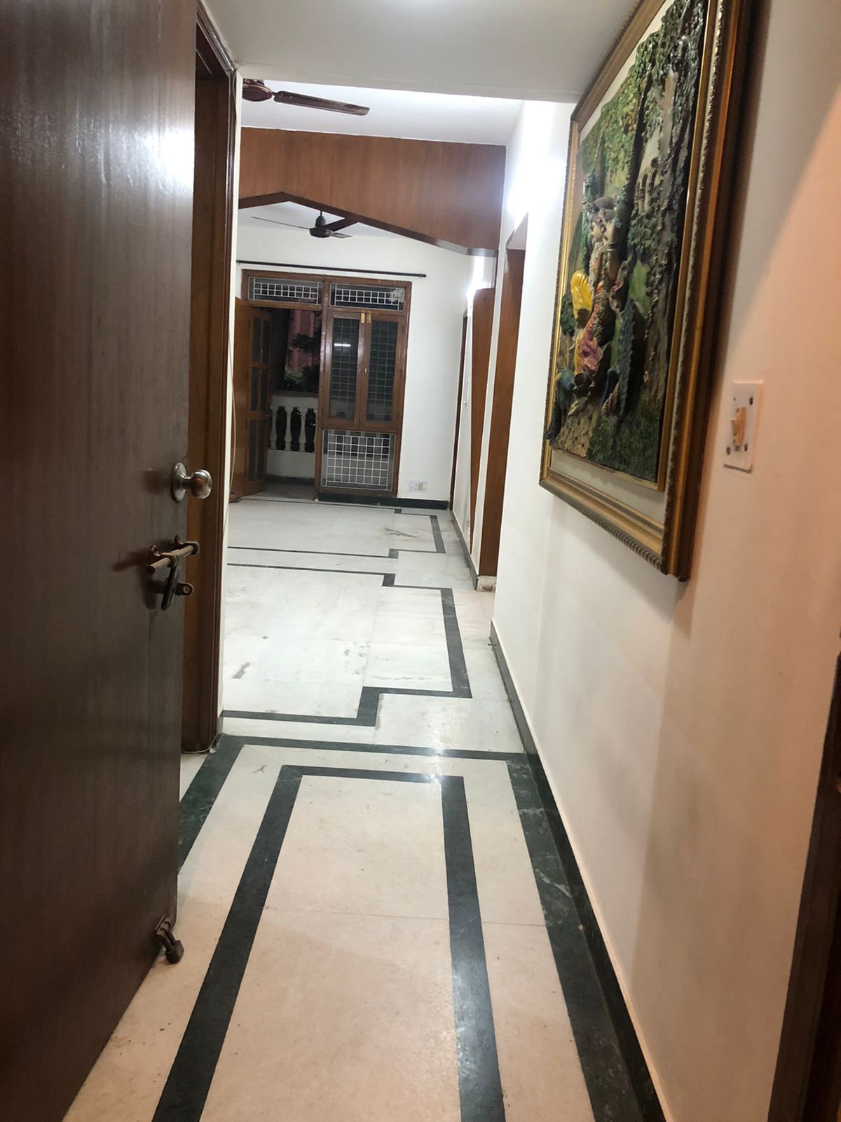 3 BHK + Servant Room Apartment For Sale in Sanskriti Apartments Gurgaon