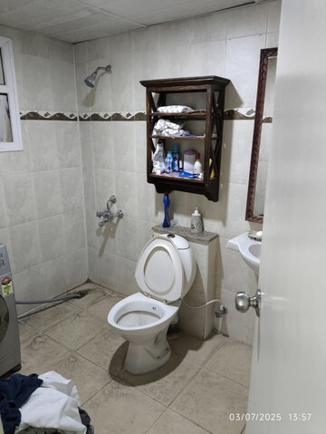Bathroom in 3 BHK Apartment at Jalahalli – for Rent