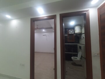 Room in 2 BHK Builder Floor at Sarvodaya Enclave – for Rent