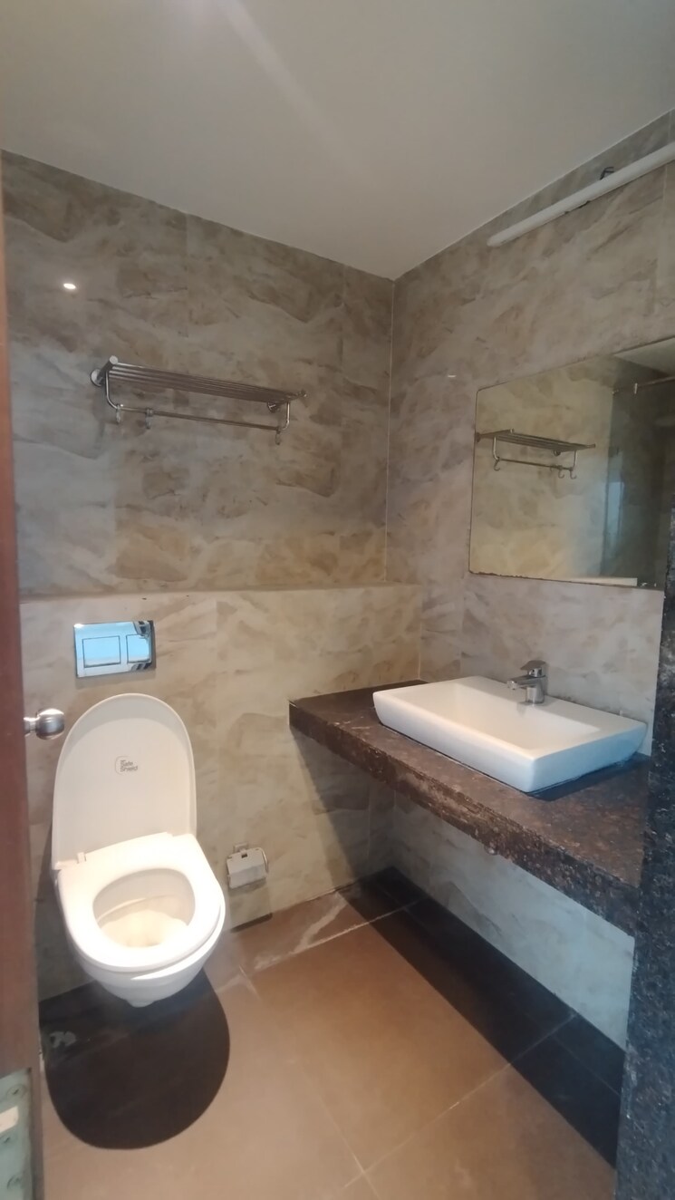 Bathroom, abil-imperial 3 Bedroom 2433 Sq.Ft. Apartment In Baner Pune 9016699