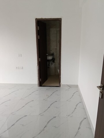 Room in 1 BHK Apartment at Raymond Ten X Vibes, J K Gram – for Rent