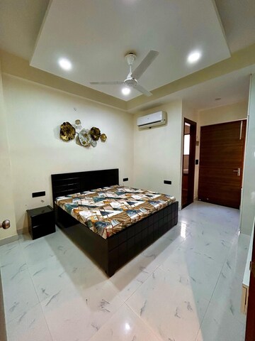 Bedroom in 2 BHK Builder Floor at Saket – for Rent