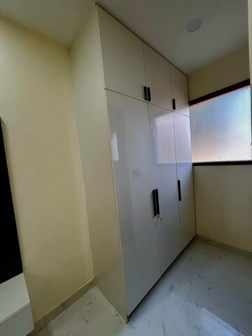 Room in 2 BHK Builder Floor at Saket – for Rent