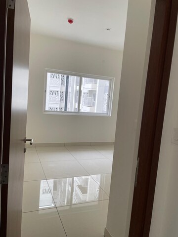 Room in 2 BHK Apartment at Avalon Park At The Prestige City, Sarjapur Road – for Rent