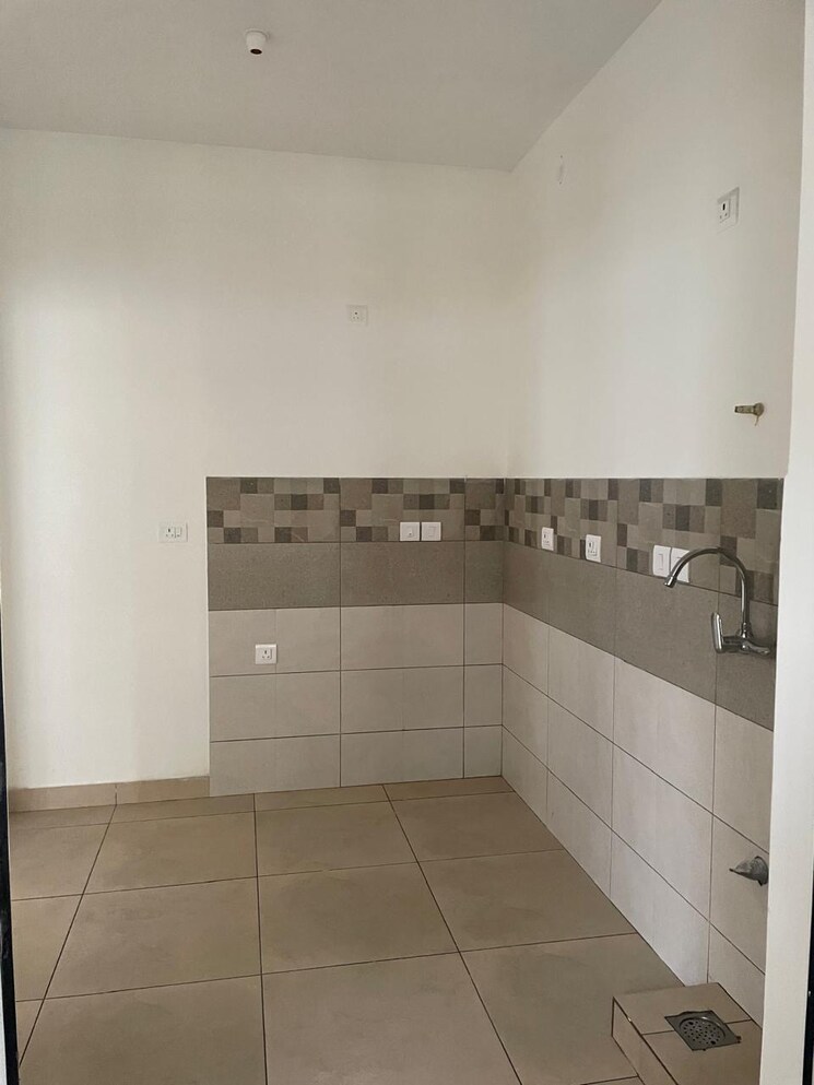 Bathroom, avalon-park-at-the-prestige-city 2 Bedroom 1200 Sq.Ft. Apartment In Sarjapur Road Bangalore 9016739