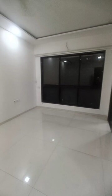 Bedroom in 2 BHK Apartment at Sindhi Society, Chembur – for Rent