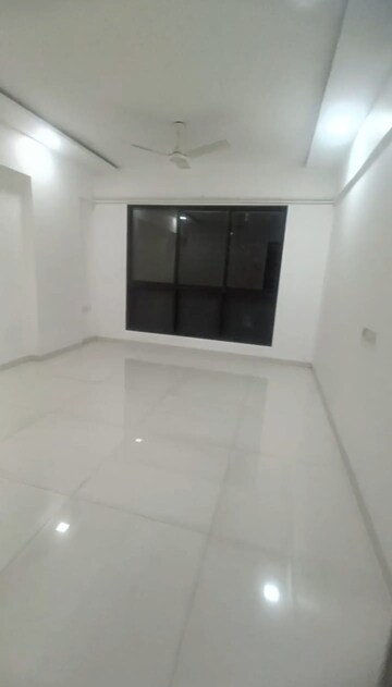 Living Room in 2 BHK Apartment at Sindhi Society, Chembur – for Rent