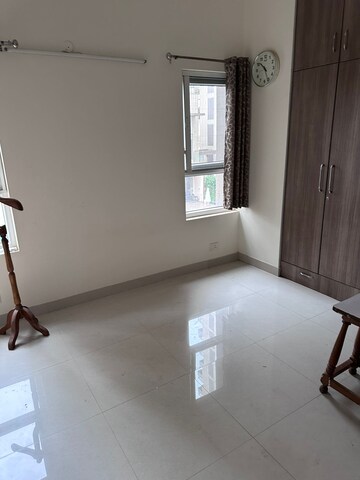 Room in 3.5 BHK Apartment at Adani M2K Oyster Grande, Sector 102 – for Rent