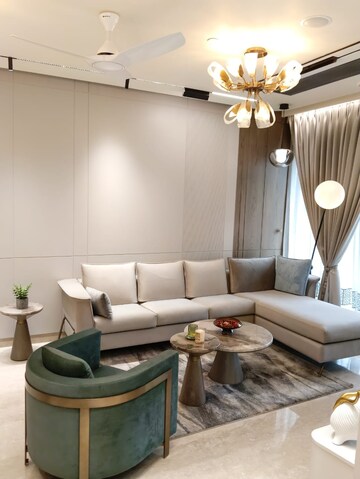 Team Area in 3.5 BHK Apartment at Sawasdee Heights, Lawrence Road – for Sale