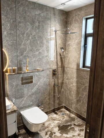 Bathroom in 3.5 BHK Apartment at Sawasdee Heights, Lawrence Road – for Sale