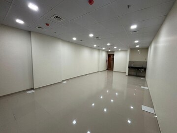 Furnished Amenities in  Office Space at Lodha Supremus Worli, Worli – for Rent