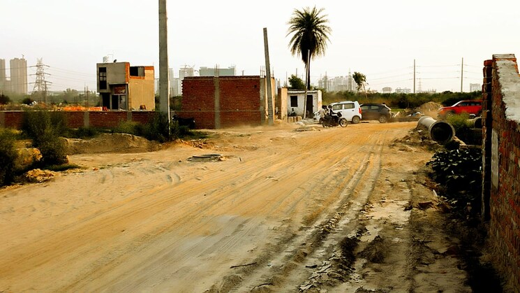 undefined, sector 93  150 Sq.Yd. Plot In Sector 93 Noida 9016637