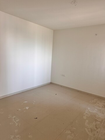 Room in 2 BHK Apartment at GM Global Techies Town, Electronic City Phase I – for Rent