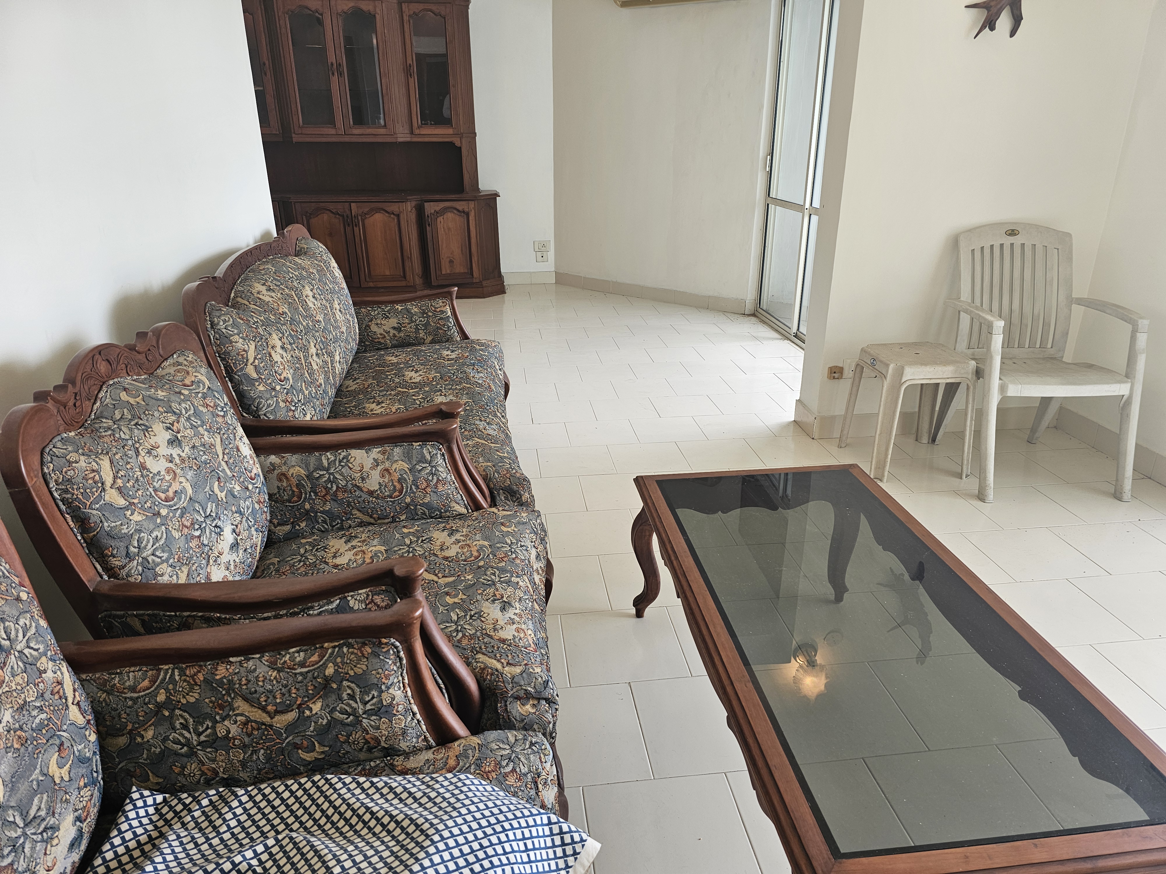 3 BHK Apartment For Sale in Chakolas Willingdon Enclave