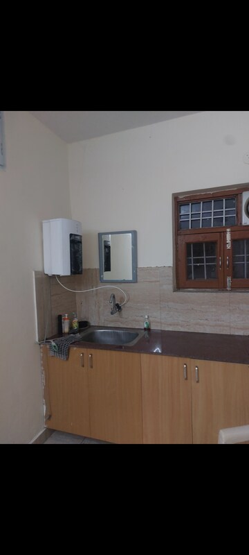 Kitchen in 1 BHK Apartment at Sarita Vihar Pocket-J RWA, Sarita Vihar – for Rent