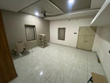 Room in 6 BHK Villa at Pardi Kande – for Sale