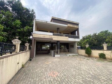 6 BHK Villa – Exterior View View at Pardi Kande - for Sale