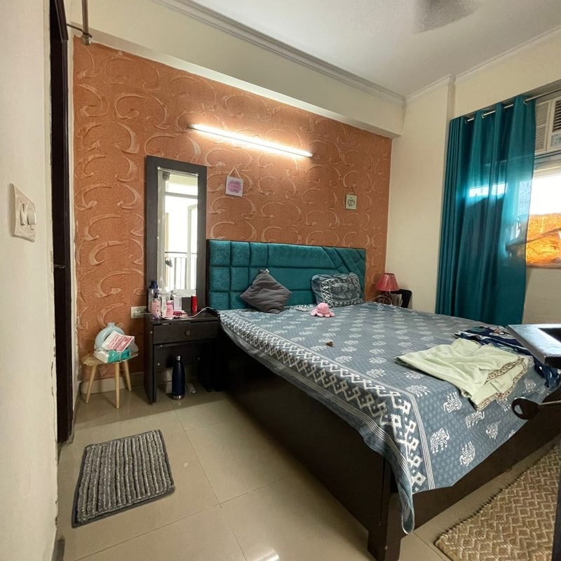 2 BHK + Extra Room Builder Floor For Sale in Gaur City 2