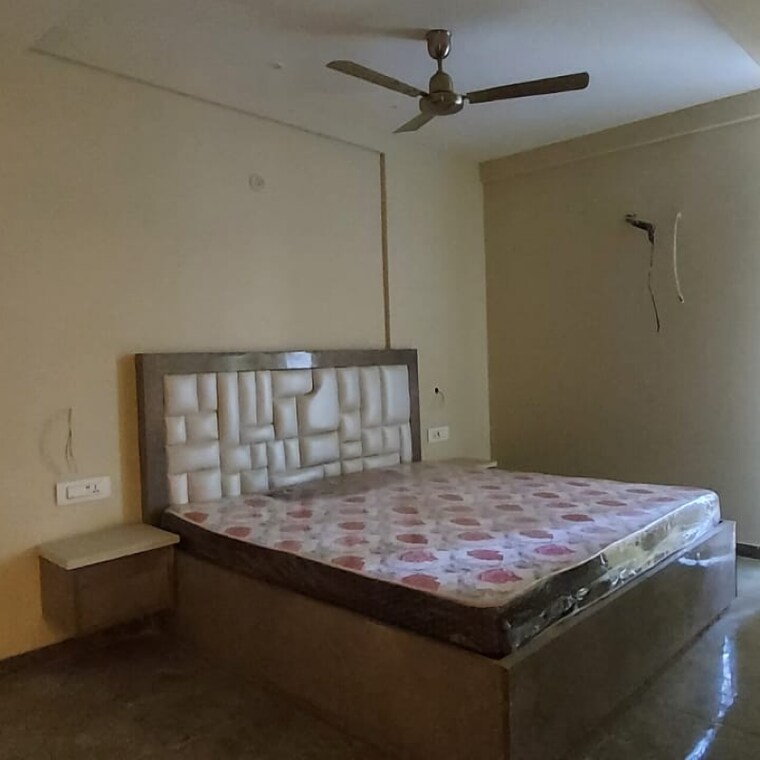 Bedroom, gaur city 2 2 Bedroom 950 Sq.Ft. Builder Floor In Gaur City 2 Greater Noida 9016850