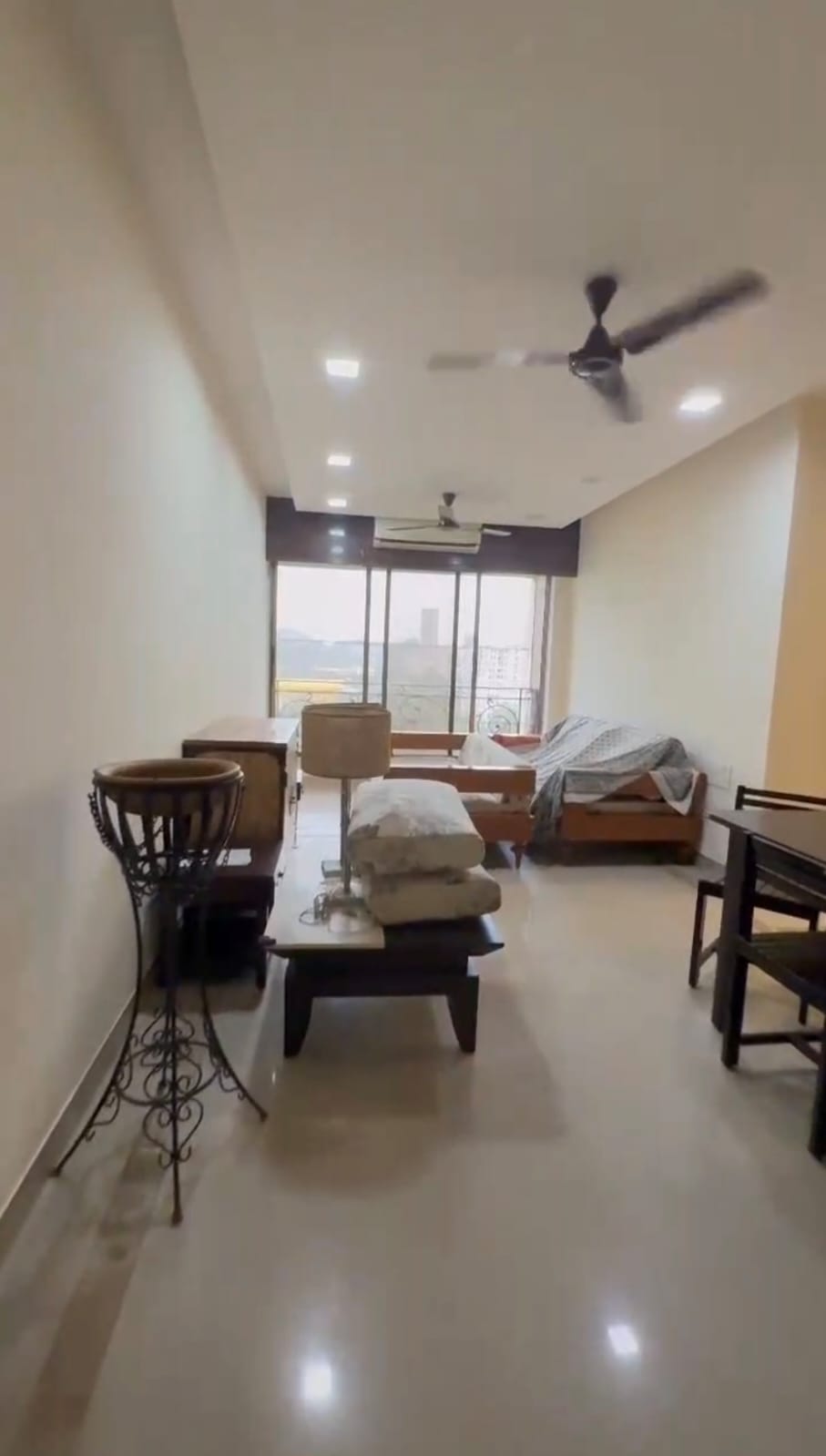 2 BHK 975 Sq.Ft. Apartment in Raheja Acropolis