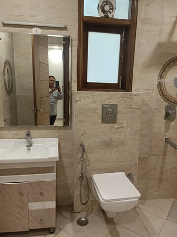 Bathroom in 3 BHK Builder Floor at Greenwood City, Sector 40 – for Rent