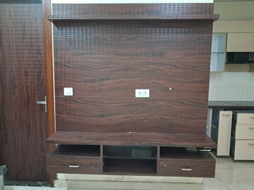 Furnished Amenities in 3 BHK Builder Floor at Shakti Khand iv – for Rent
